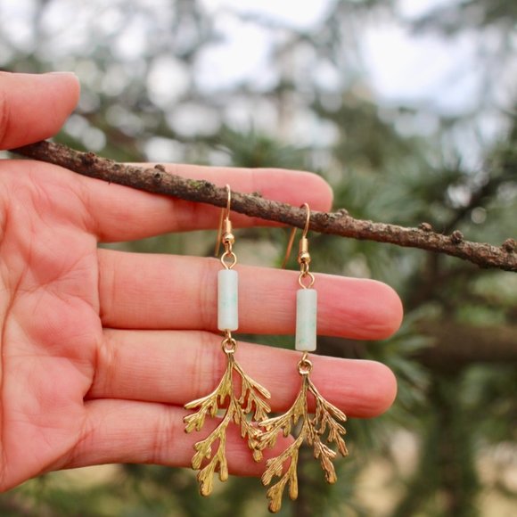 New Gold Coral Seaweed Branch Drop Dangle Earrings - Picture 9 of 13